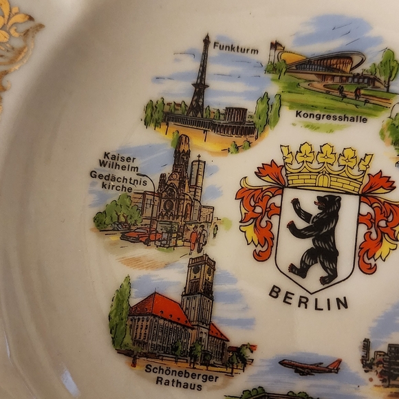 Vintage Ashtray Berlin Germany Landmarks Home Decor Plate - Picture 3 of 4